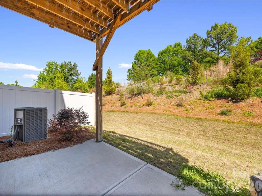 1658 Unison Drive, Charlotte, NC 28262.  MLS# CAR4374592, YatesRealty ID 17185. 