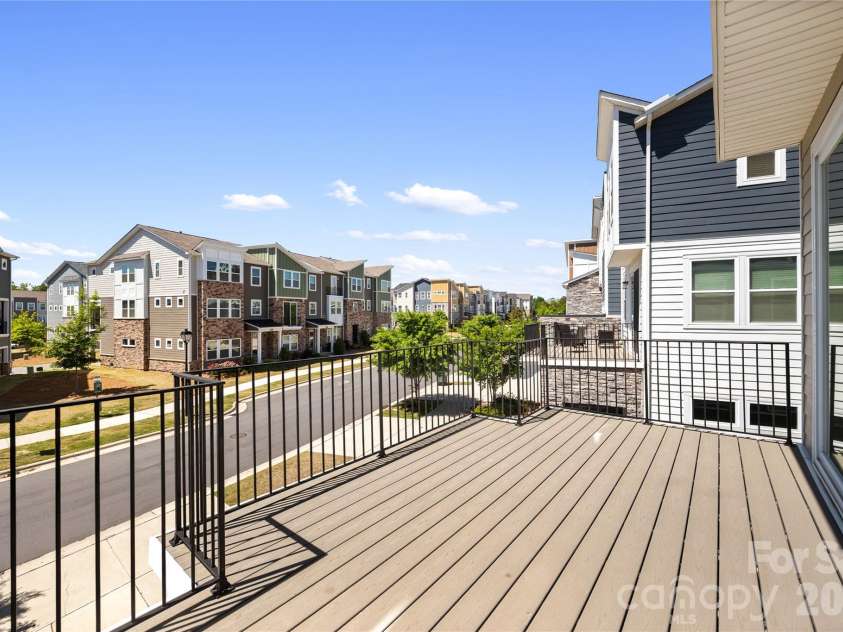 1658 Unison Drive, Charlotte, NC 28262.  MLS# CAR4374592, YatesRealty ID 17185. 
