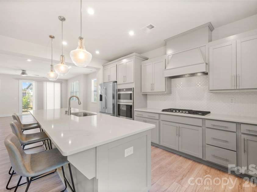 1658 Unison Drive, Charlotte, NC 28262.  MLS# CAR4374592, YatesRealty ID 17185. 