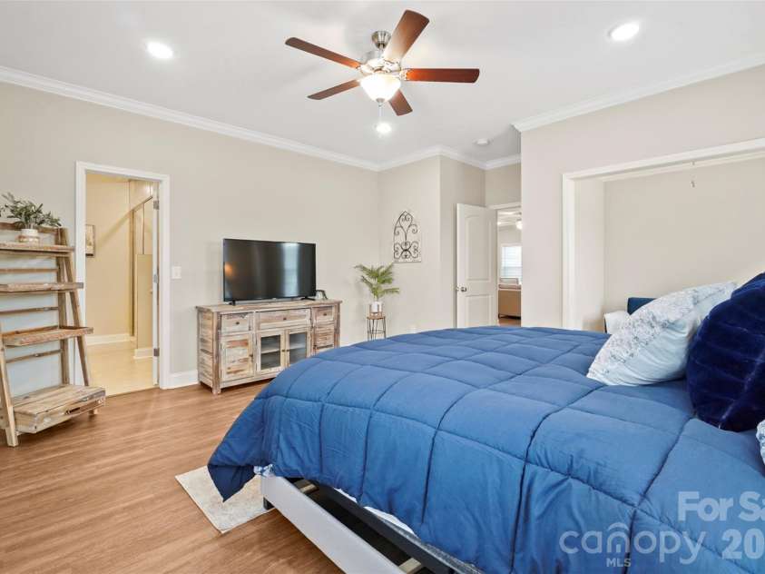 11249 Island VIew Lane, Lancaster, SC 29720.  MLS# CAR4333365, YatesRealty ID 17186. Primary bedroom