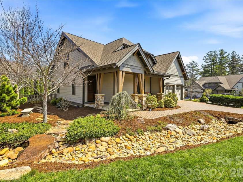 30 Stills Creek Loop, Fairview, NC 28730.  MLS# CAR4353771, YatesRealty ID 17188. 30 Stills Creek Loop