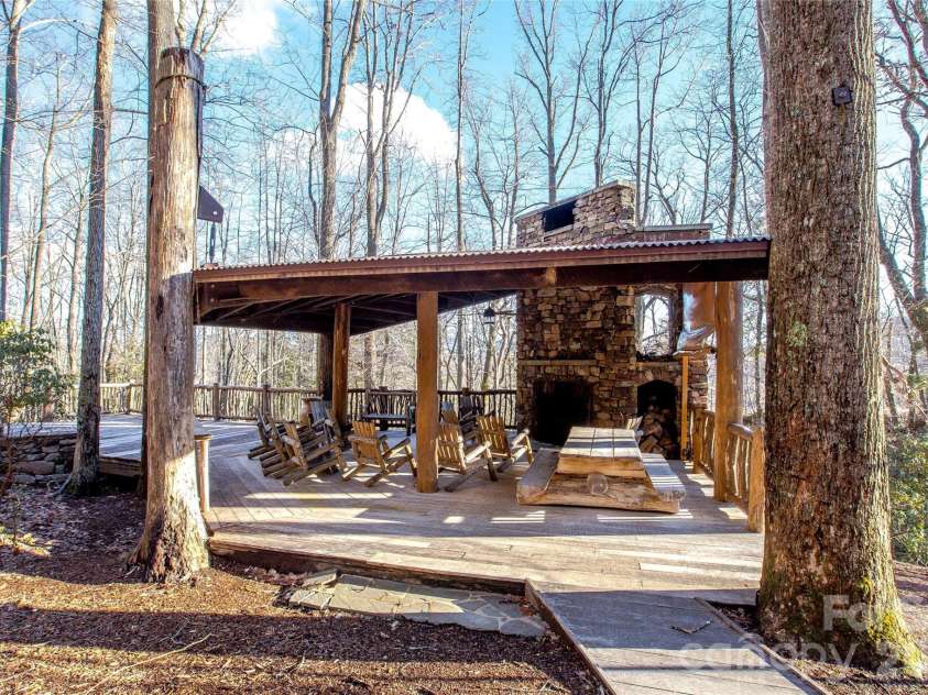 30 Stills Creek Loop, Fairview, NC 28730.  MLS# CAR4353771, YatesRealty ID 17188. Community gathering spots
