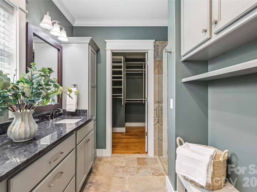 30 Stills Creek Loop, Fairview, NC 28730.  MLS# CAR4353771, YatesRealty ID 17188. Primary bathroom