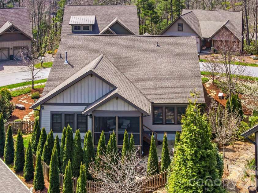 30 Stills Creek Loop, Fairview, NC 28730.  MLS# CAR4353771, YatesRealty ID 17188. Rear exterior