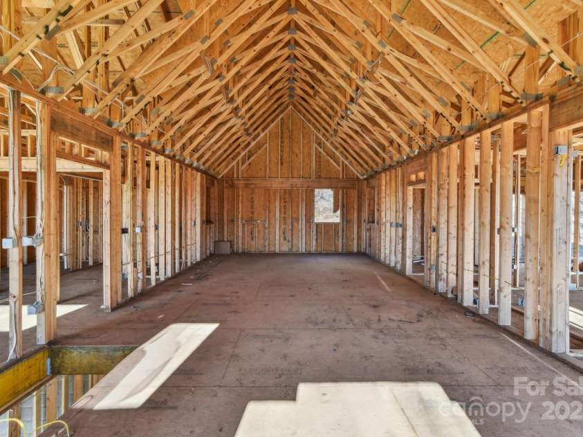 1539 Summer Road, Hendersonville, NC 28792.  MLS# CAR4224447, YatesRealty ID 17189. 