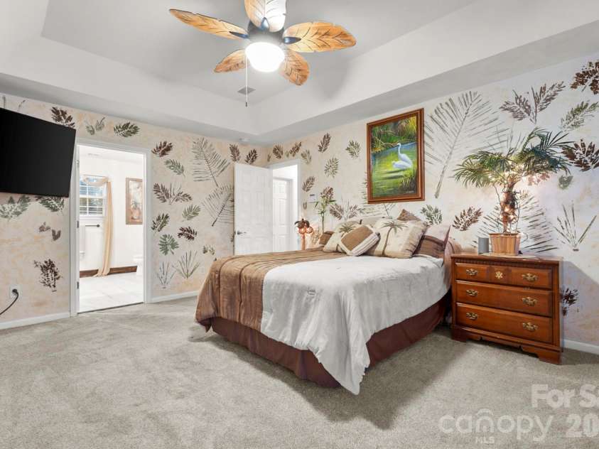 4105 Autumn Cove Drive, Clover, SC 29710.  MLS# CAR4364325, YatesRealty ID 17189. 