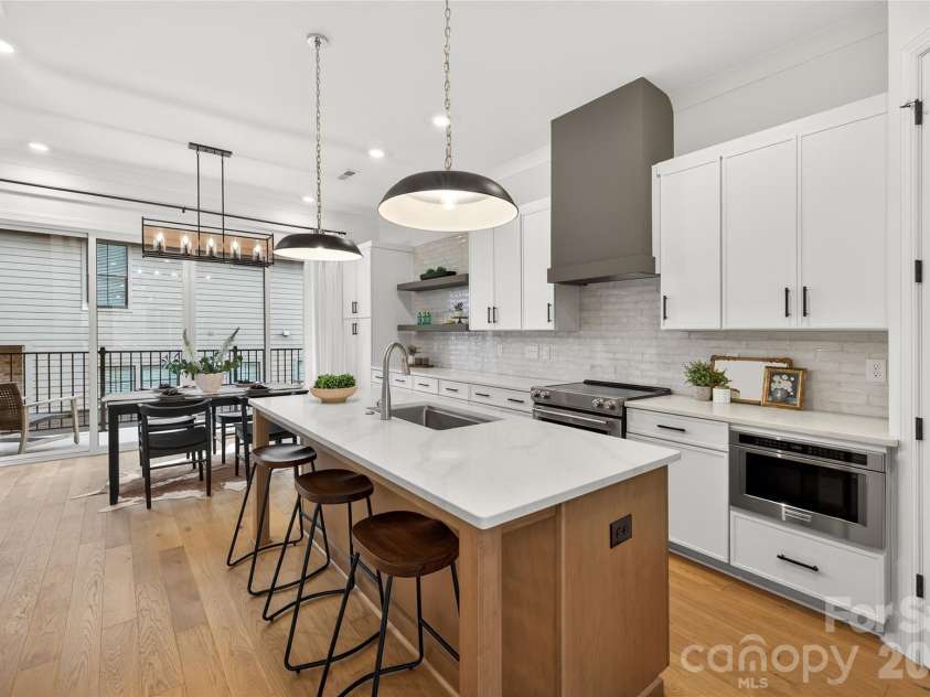 1524 Harrill Street, Charlotte, NC 28205.  MLS# CAR4338304, YatesRealty ID 1719. 