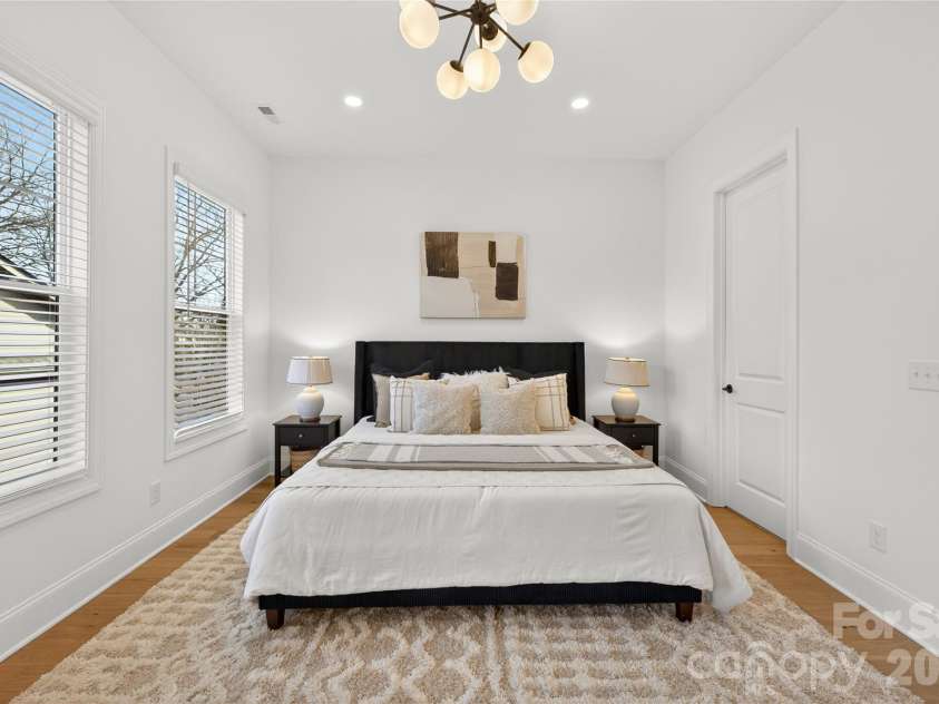 1524 Harrill Street, Charlotte, NC 28205.  MLS# CAR4338304, YatesRealty ID 1719. 