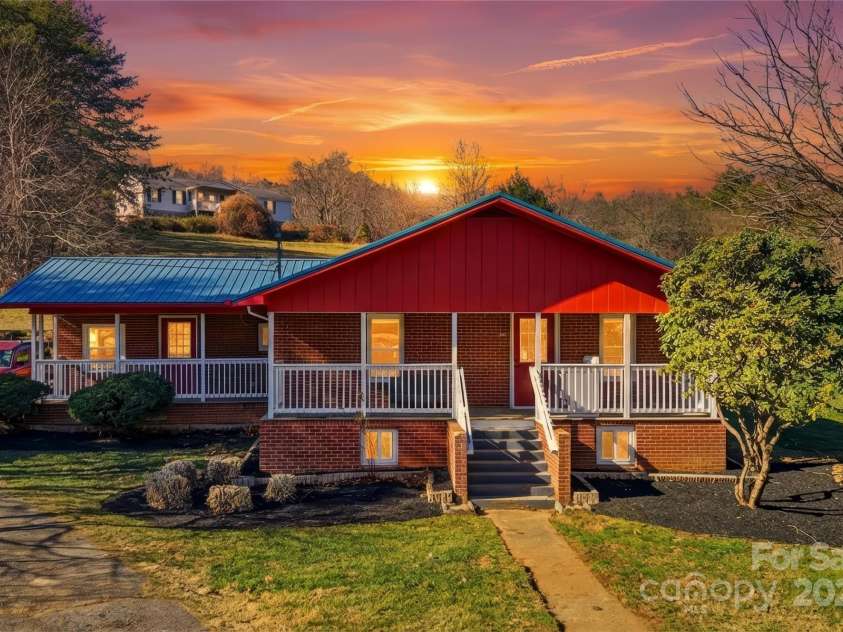 349 Gorman Bridge Road, Asheville, NC 28806.  MLS# CAR4330803, YatesRealty ID 1719. 