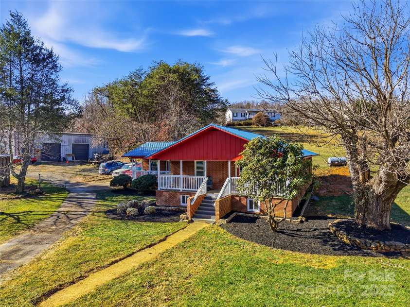 349 Gorman Bridge Road, Asheville, NC 28806.  MLS# CAR4330803, YatesRealty ID 1719. House & Garage Angle