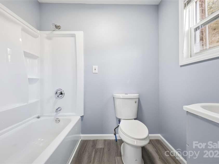 349 Gorman Bridge Road, Asheville, NC 28806.  MLS# CAR4330803, YatesRealty ID 1719. Primary Bathroom (4'11