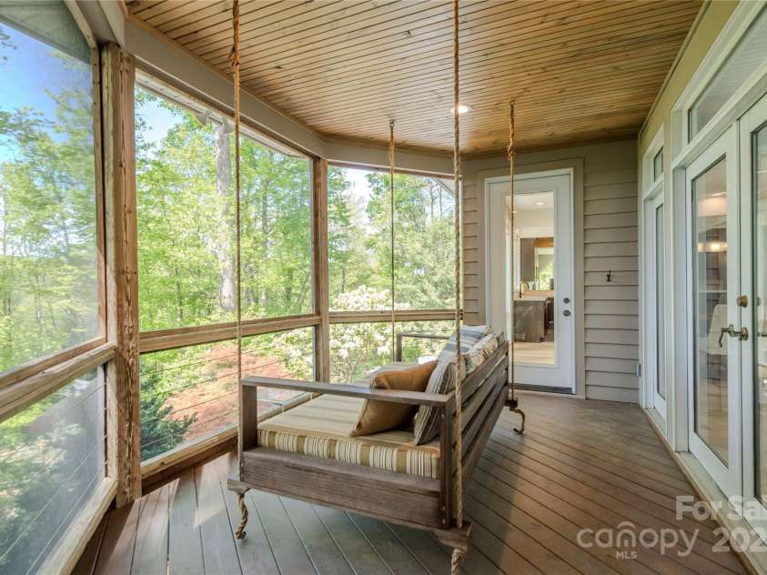 7660 Greenville Highway, Brevard, NC 28712.  MLS# CAR4257849, YatesRealty ID 17190. 