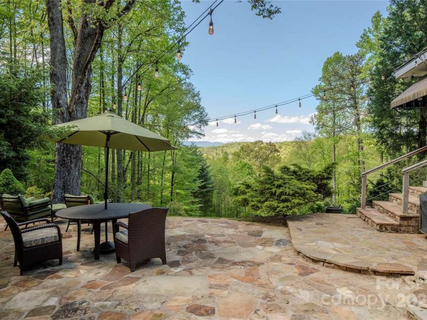 7660 Greenville Highway, Brevard, NC 28712.  MLS# CAR4257849, YatesRealty ID 17190. 