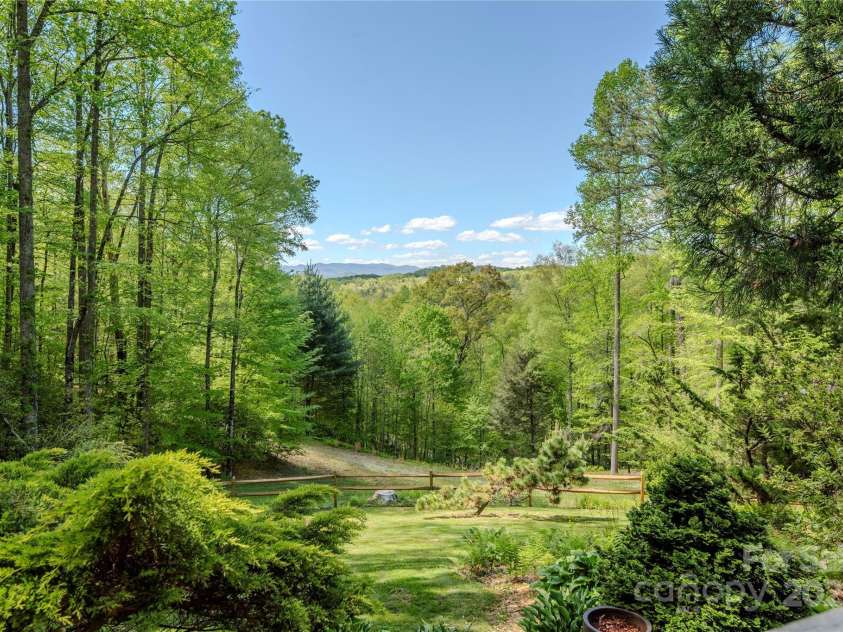 7660 Greenville Highway, Brevard, NC 28712.  MLS# CAR4257849, YatesRealty ID 17190. 