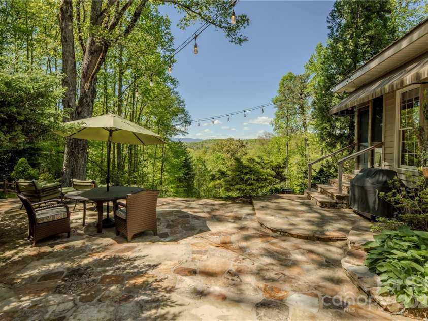 7660 Greenville Highway, Brevard, NC 28712.  MLS# CAR4257849, YatesRealty ID 17190. 