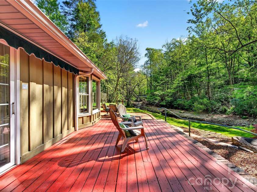 120 Assembly Drive, Montreat, NC 28757.  MLS# CAR4358837, YatesRealty ID 17191. 