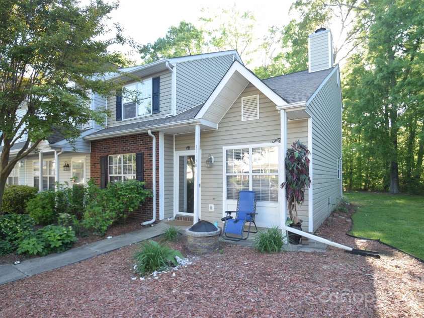 11130 Whitlock Crossing, Charlotte, NC 28273.  MLS# CAR4250386, YatesRealty ID 17192. 