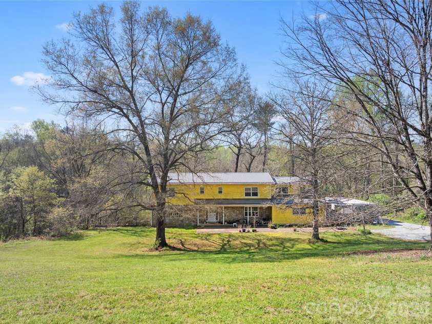 4675 Hickory Nut Ridge Road, Granite Falls, NC 28630.  MLS# CAR4362174, YatesRealty ID 17192. 