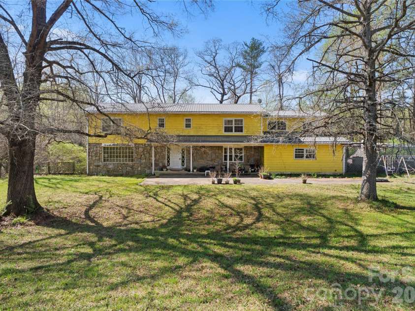 4675 Hickory Nut Ridge Road, Granite Falls, NC 28630.  MLS# CAR4362174, YatesRealty ID 17192. 