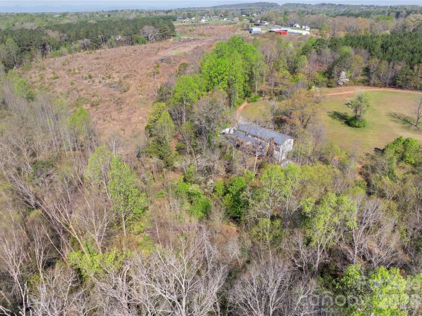 4675 Hickory Nut Ridge Road, Granite Falls, NC 28630.  MLS# CAR4362174, YatesRealty ID 17192. 