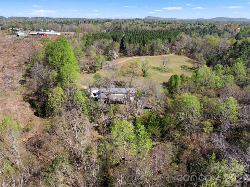 4675 Hickory Nut Ridge Road, Granite Falls, NC 28630.  MLS# CAR4362174, YatesRealty ID 17192. 