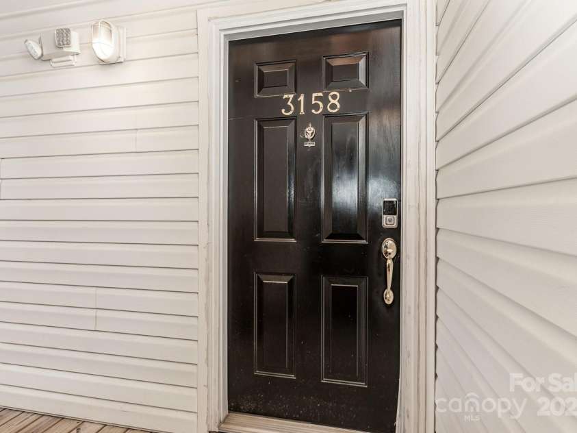 3158 Walnut Park Drive, Charlotte, NC 28262.  MLS# CAR4250305, YatesRealty ID 17193. 