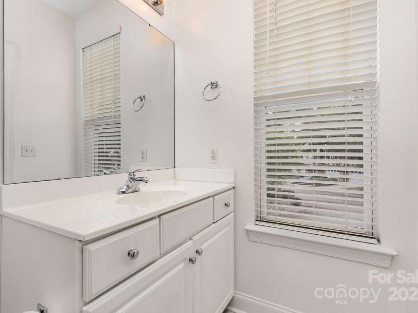 3158 Walnut Park Drive, Charlotte, NC 28262.  MLS# CAR4250305, YatesRealty ID 17193. 