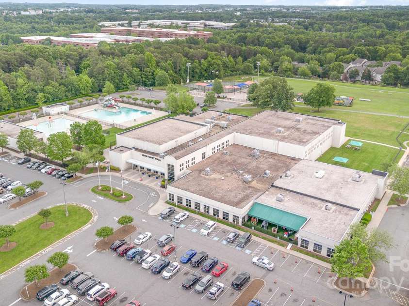 3158 Walnut Park Drive, Charlotte, NC 28262.  MLS# CAR4250305, YatesRealty ID 17193. 