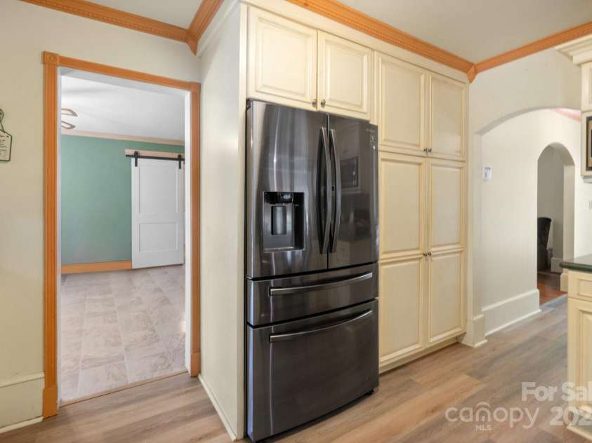 828 6th Street, Albemarle, NC 28001.  MLS# CAR4251154, YatesRealty ID 17194. 