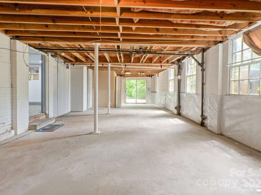 828 6th Street, Albemarle, NC 28001.  MLS# CAR4251154, YatesRealty ID 17194. 