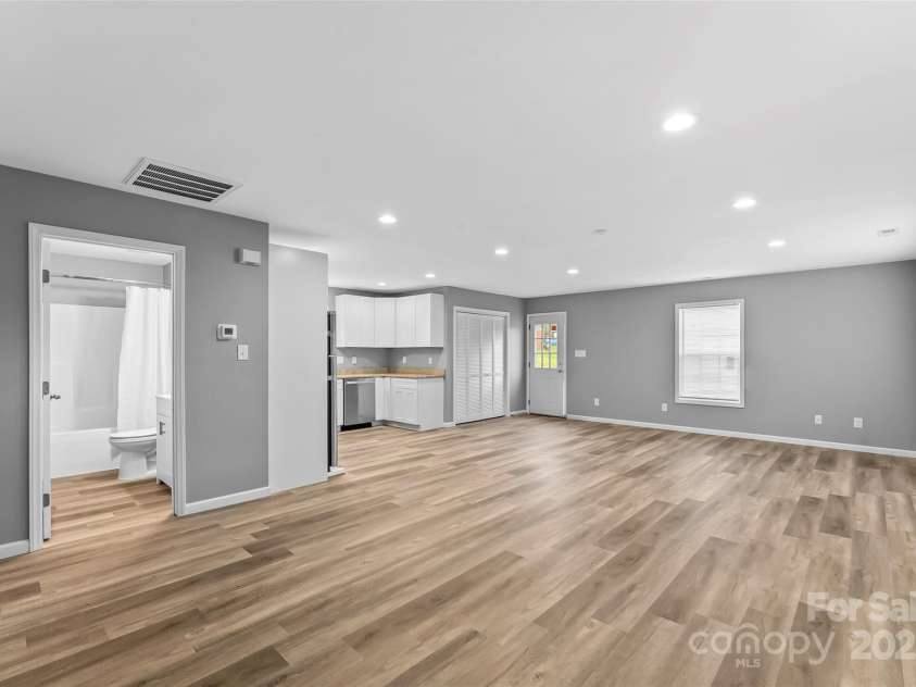 391 Springs East Road, Lincolnton, NC 28092.  MLS# CAR4244394, YatesRealty ID 17195. 