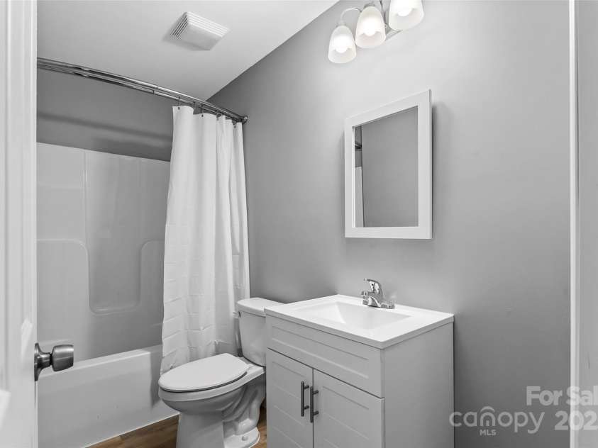 391 Springs East Road, Lincolnton, NC 28092.  MLS# CAR4244394, YatesRealty ID 17195. 