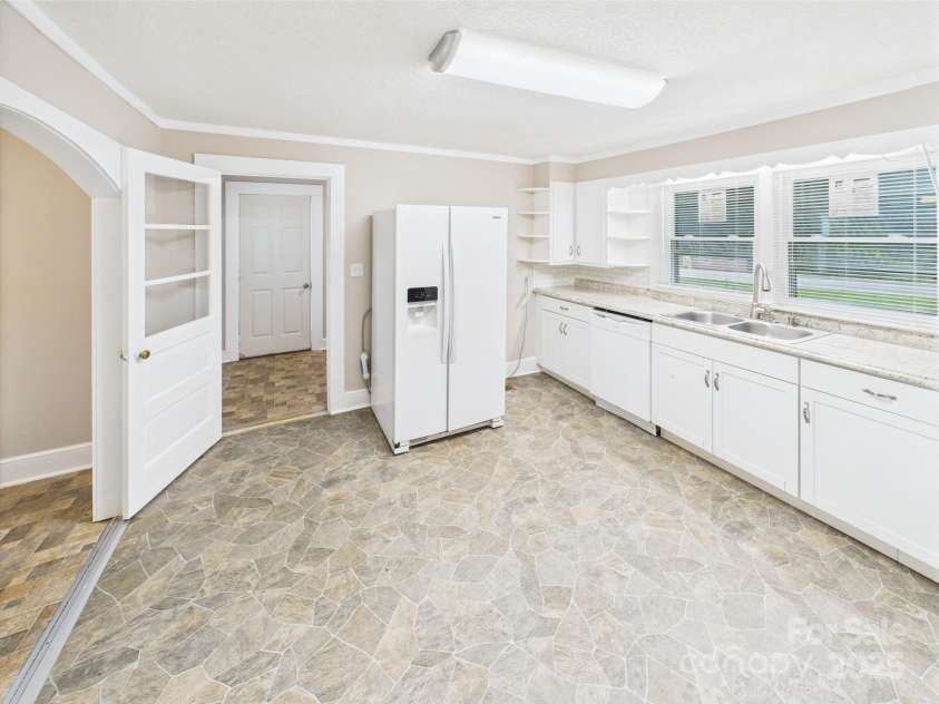 271 NC 16 Highway, Taylorsville, NC 28681.  MLS# CAR4265370, YatesRealty ID 17197. 