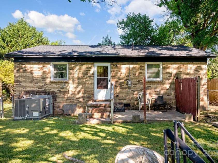 1111 Green Street Extension, Rock Hill, SC 29730.  MLS# CAR4257780, YatesRealty ID 17198. 