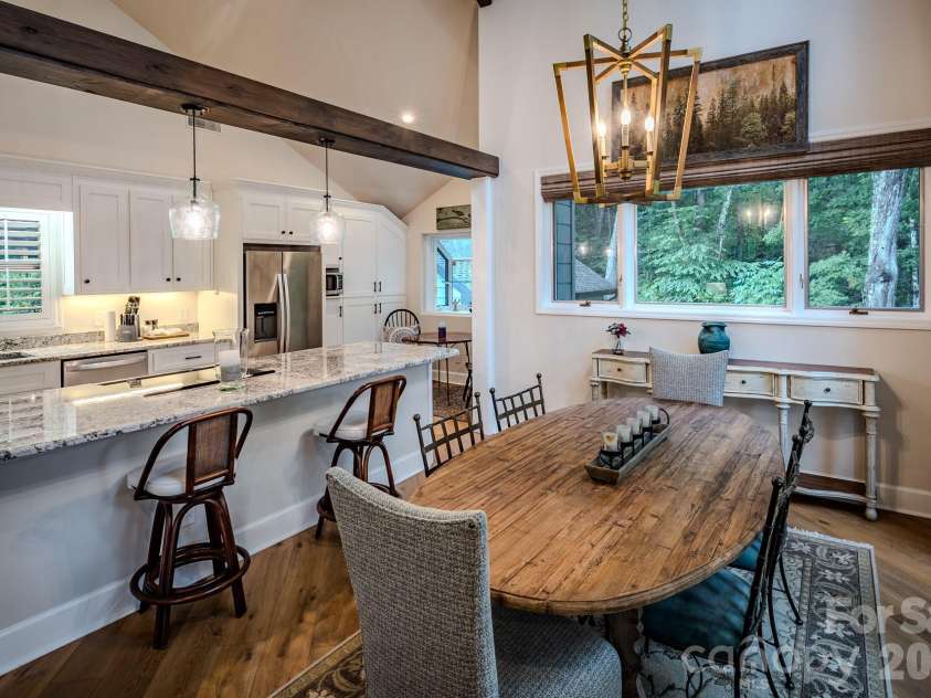 211 Grouse Moor Drive, Linville, NC 28646.  MLS# CAR4368907, YatesRealty ID 17198. 