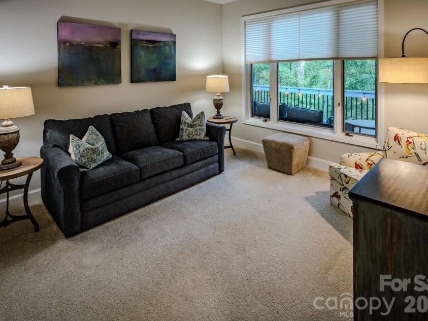 211 Grouse Moor Drive, Linville, NC 28646.  MLS# CAR4368907, YatesRealty ID 17198. 