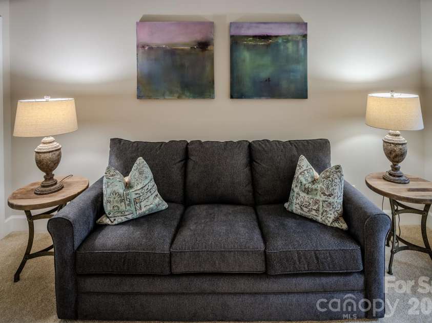 211 Grouse Moor Drive, Linville, NC 28646.  MLS# CAR4368907, YatesRealty ID 17198. 