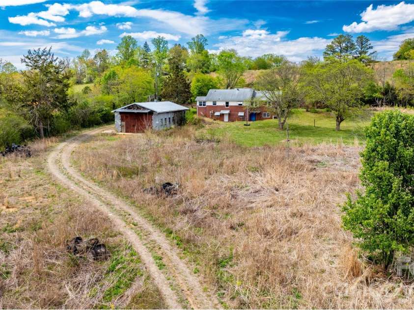 1720 Cane Creek Road, Fletcher, NC 28732.  MLS# CAR4366885, YatesRealty ID 17199. 