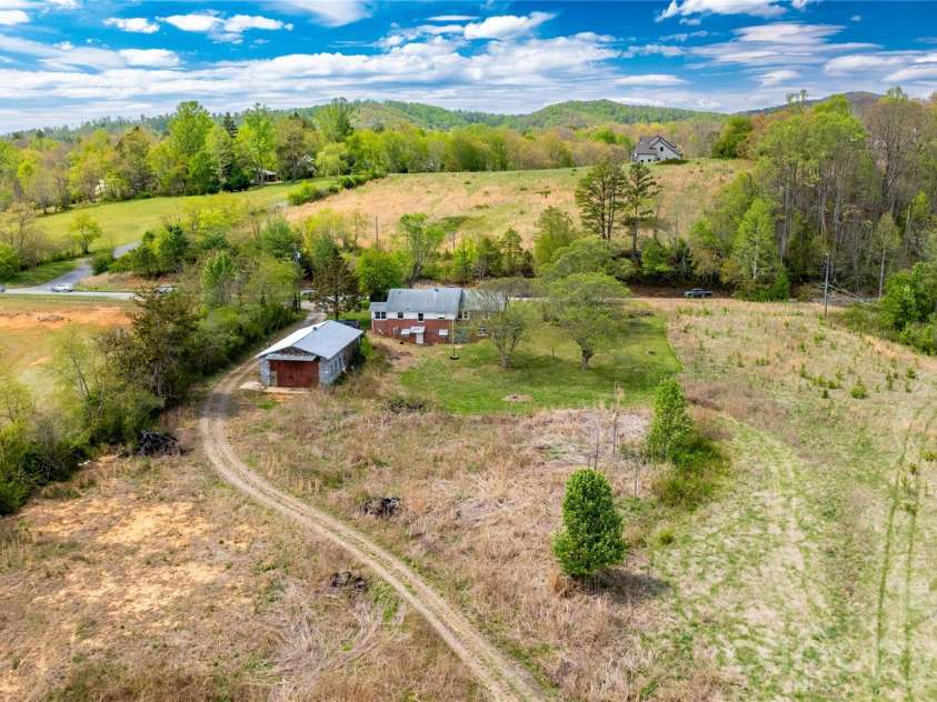 1720 Cane Creek Road, Fletcher, NC 28732.  MLS# CAR4366885, YatesRealty ID 17199. 