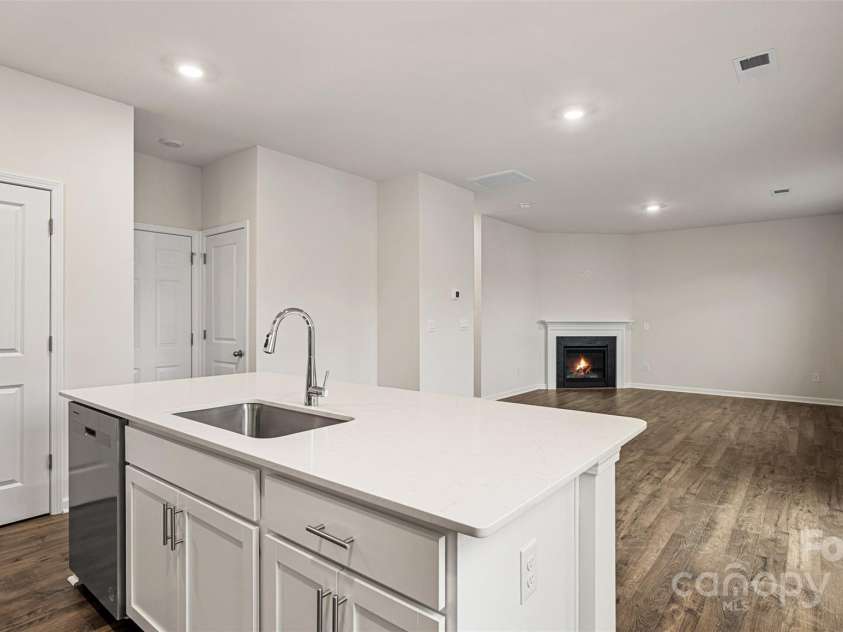 2605 Goose Fair Road, Maiden, NC 28650.  MLS# CAR4259338, YatesRealty ID 17200. 