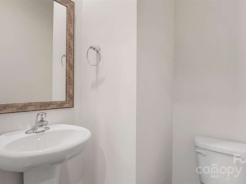 2605 Goose Fair Road, Maiden, NC 28650.  MLS# CAR4259338, YatesRealty ID 17200. 