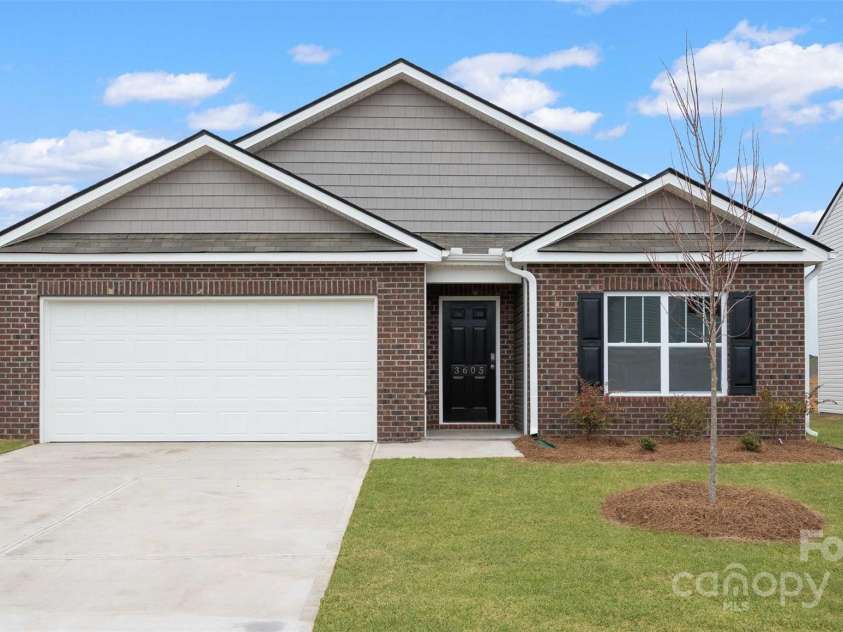 2635 Goose Fair Road, Maiden, NC 28650.  MLS# CAR4263426, YatesRealty ID 17203. 