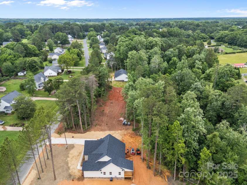 315 Bonaventure Drive, Salisbury, NC 28147.  MLS# CAR4197044, YatesRealty ID 17204. 