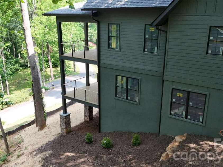 51 Bear Tree Cove, Canton, NC 28716.  MLS# CAR4358156, YatesRealty ID 17205. 6.26.26