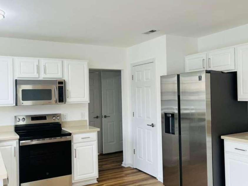 9341 Stawell Drive, Huntersville, NC 28078.  MLS# CAR4350818, YatesRealty ID 17207. 
