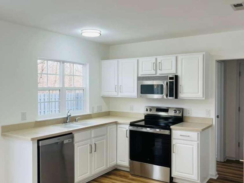 9341 Stawell Drive, Huntersville, NC 28078.  MLS# CAR4350818, YatesRealty ID 17207. 