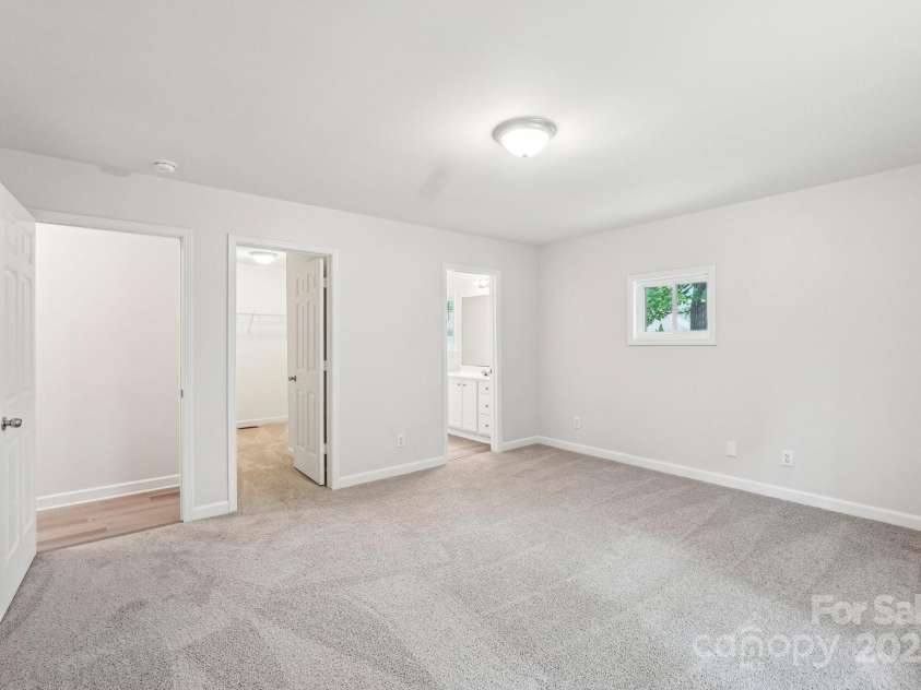 185 Hunters Point Drive, Rockwell, NC 28138.  MLS# CAR4249916, YatesRealty ID 17208. 