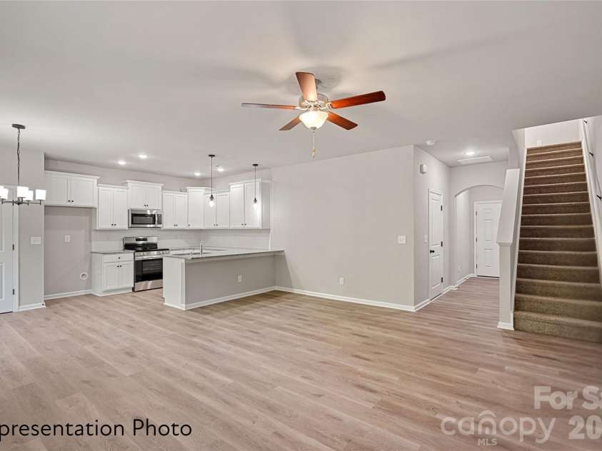 115 Pinnacle Crossing, Shelby, NC 28152.  MLS# CAR4362103, YatesRealty ID 17209. 