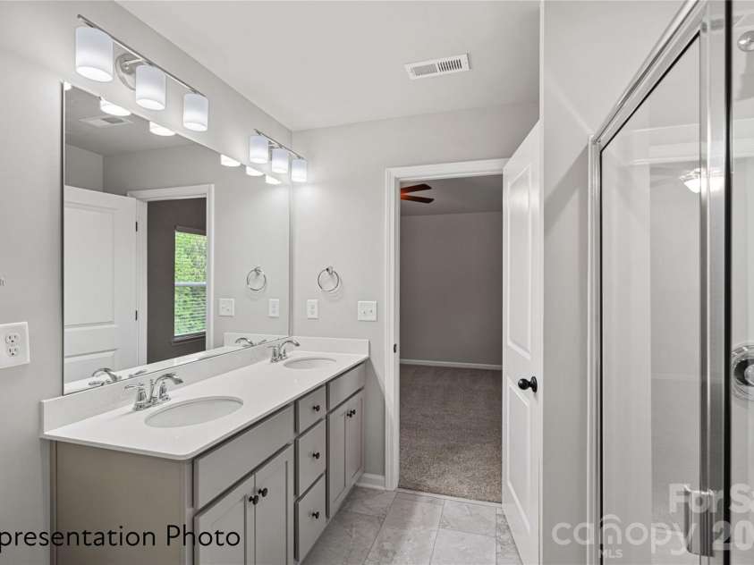 115 Pinnacle Crossing, Shelby, NC 28152.  MLS# CAR4362103, YatesRealty ID 17209. 