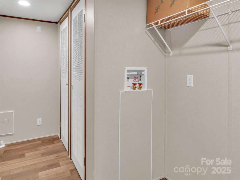 28 Addie Lane, Waynesville, NC 28786.  MLS# CAR4319436, YatesRealty ID 1721. 